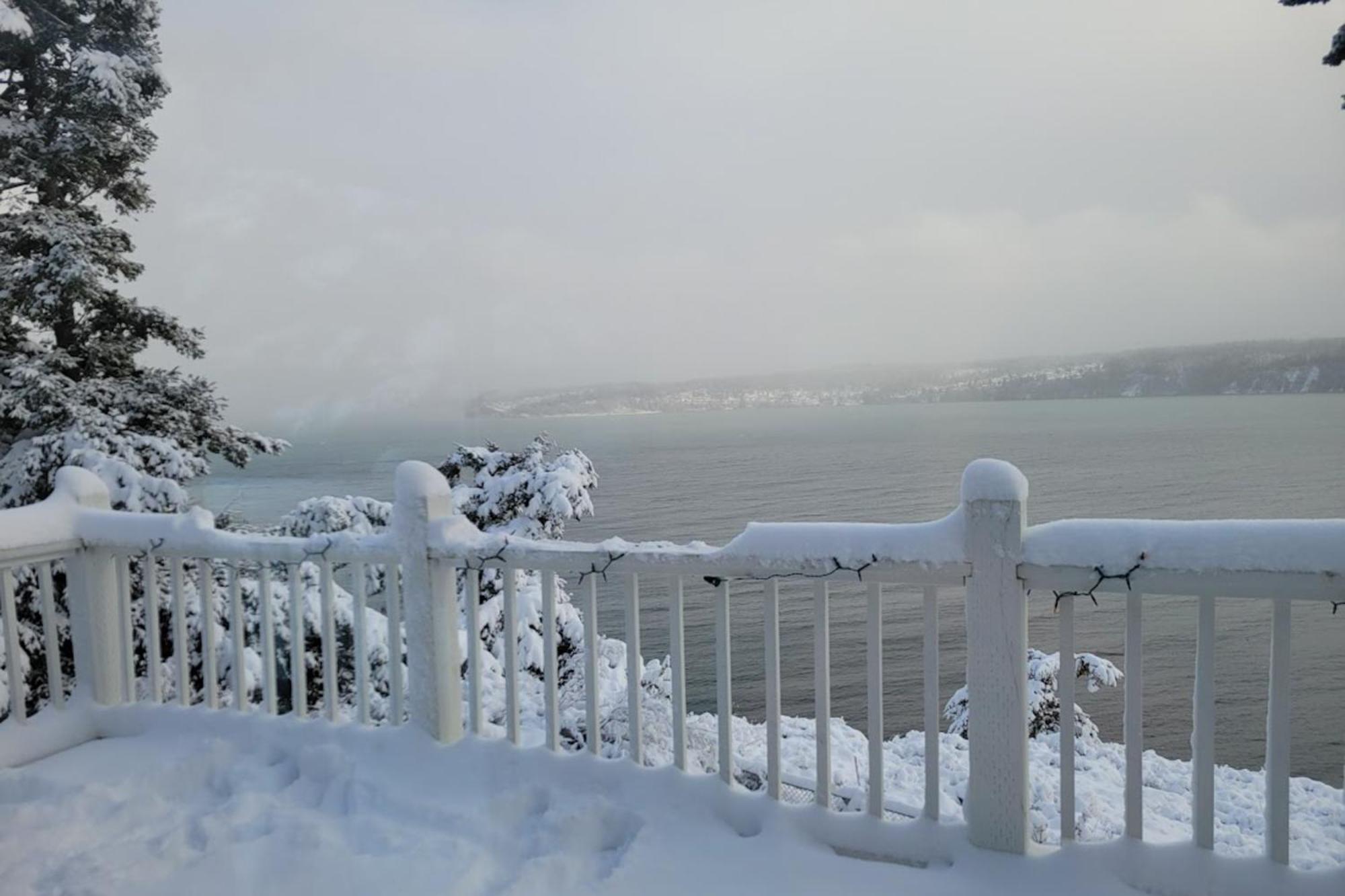Eagles' Oceanview Villa Sequim Eksteriør bilde